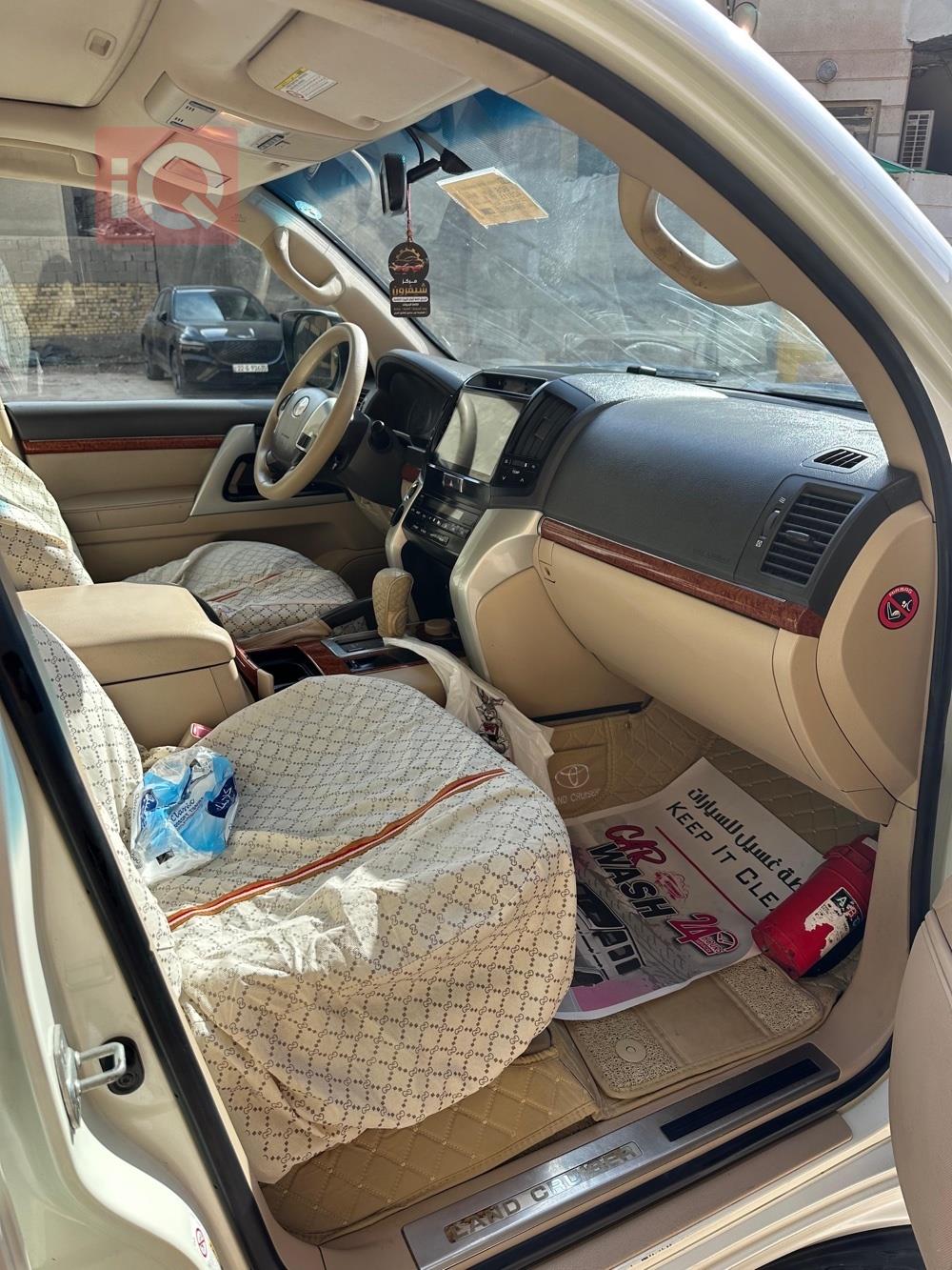 تويوتا لاندكروزر